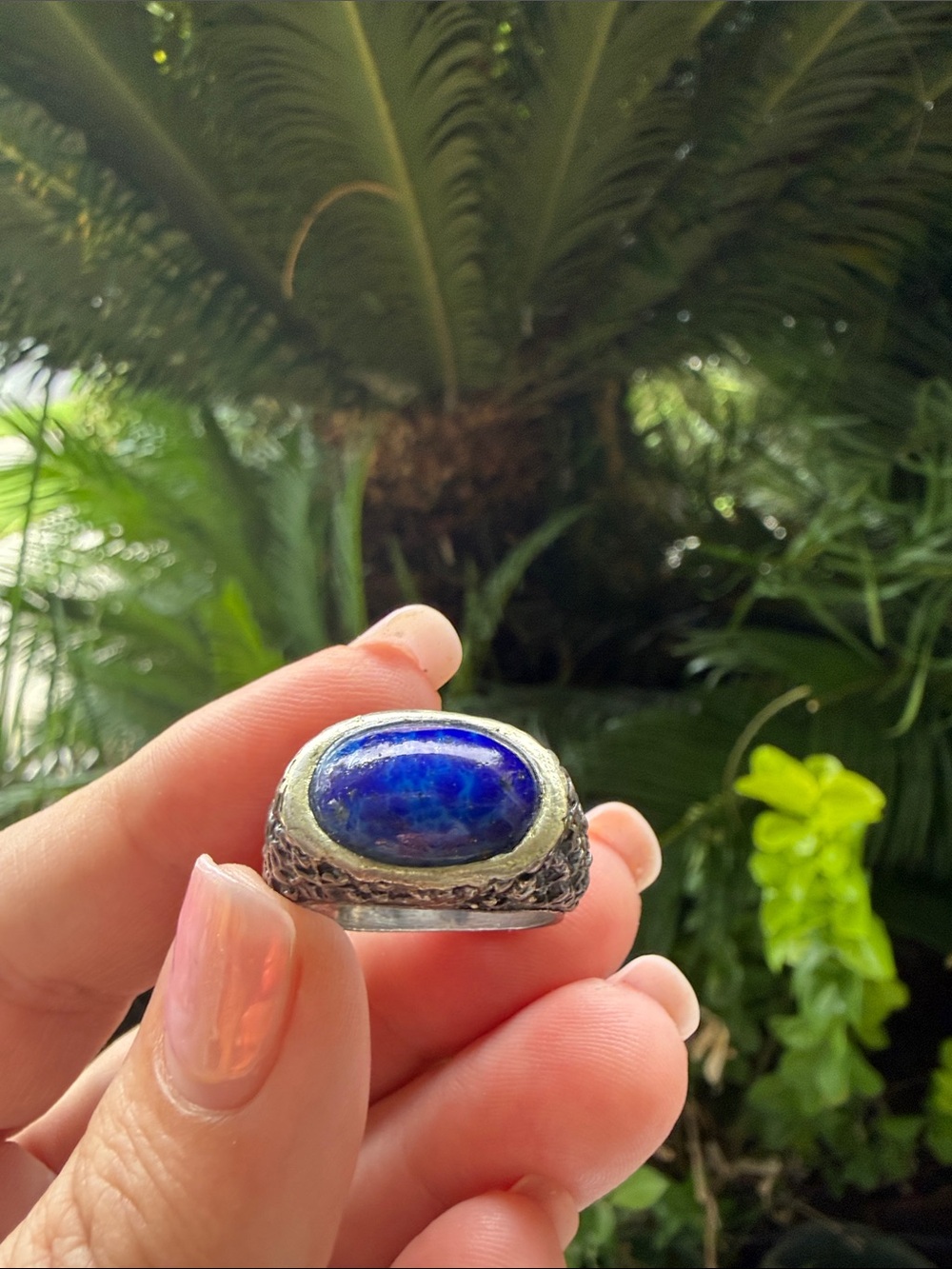Vintage Silver with Lapas Lasolite Ring with Deep Blue Oval Stone